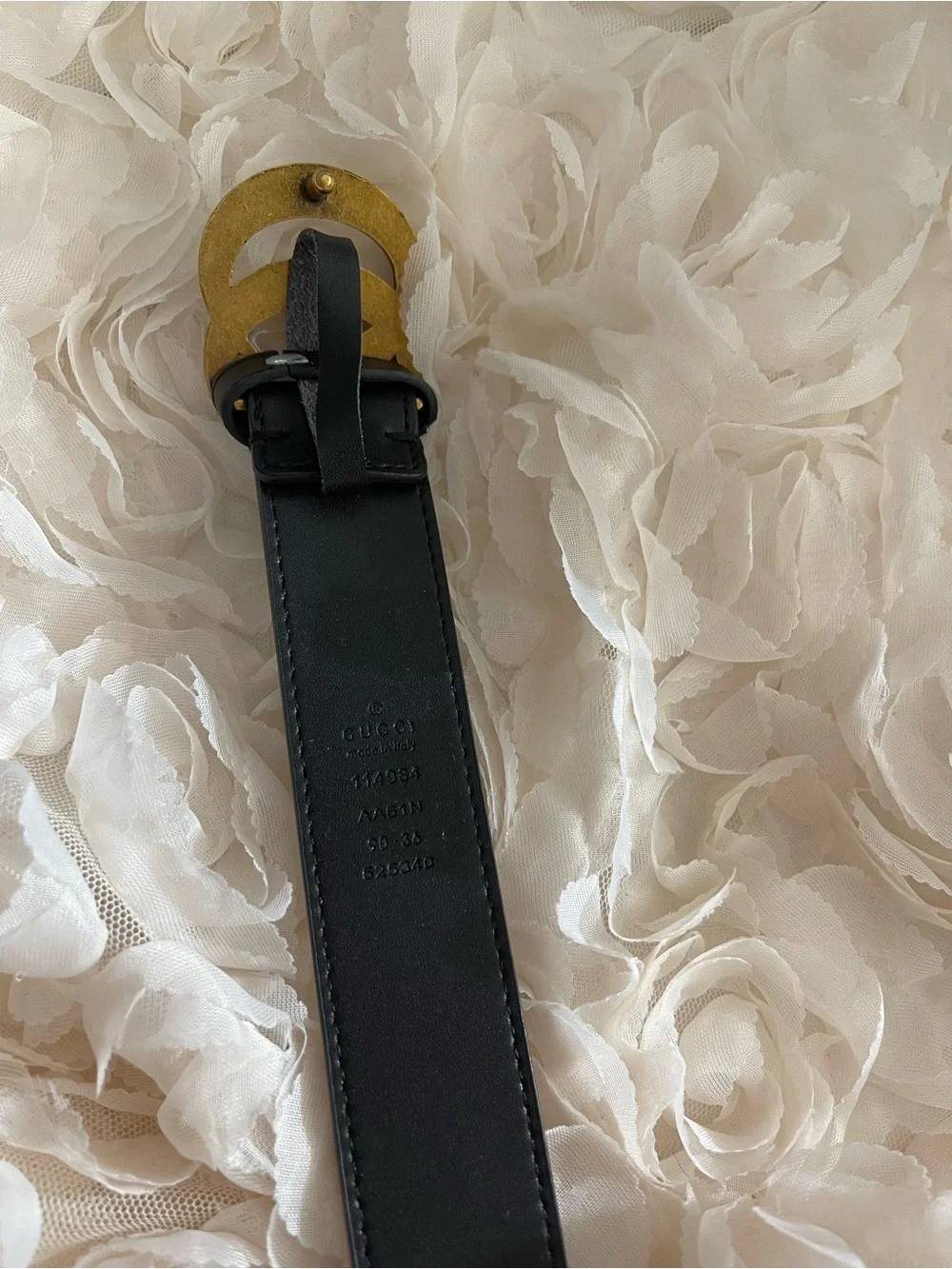 Gucci sleek black